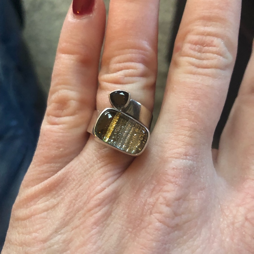 Beautiful Silver Stone Ring. - image 1